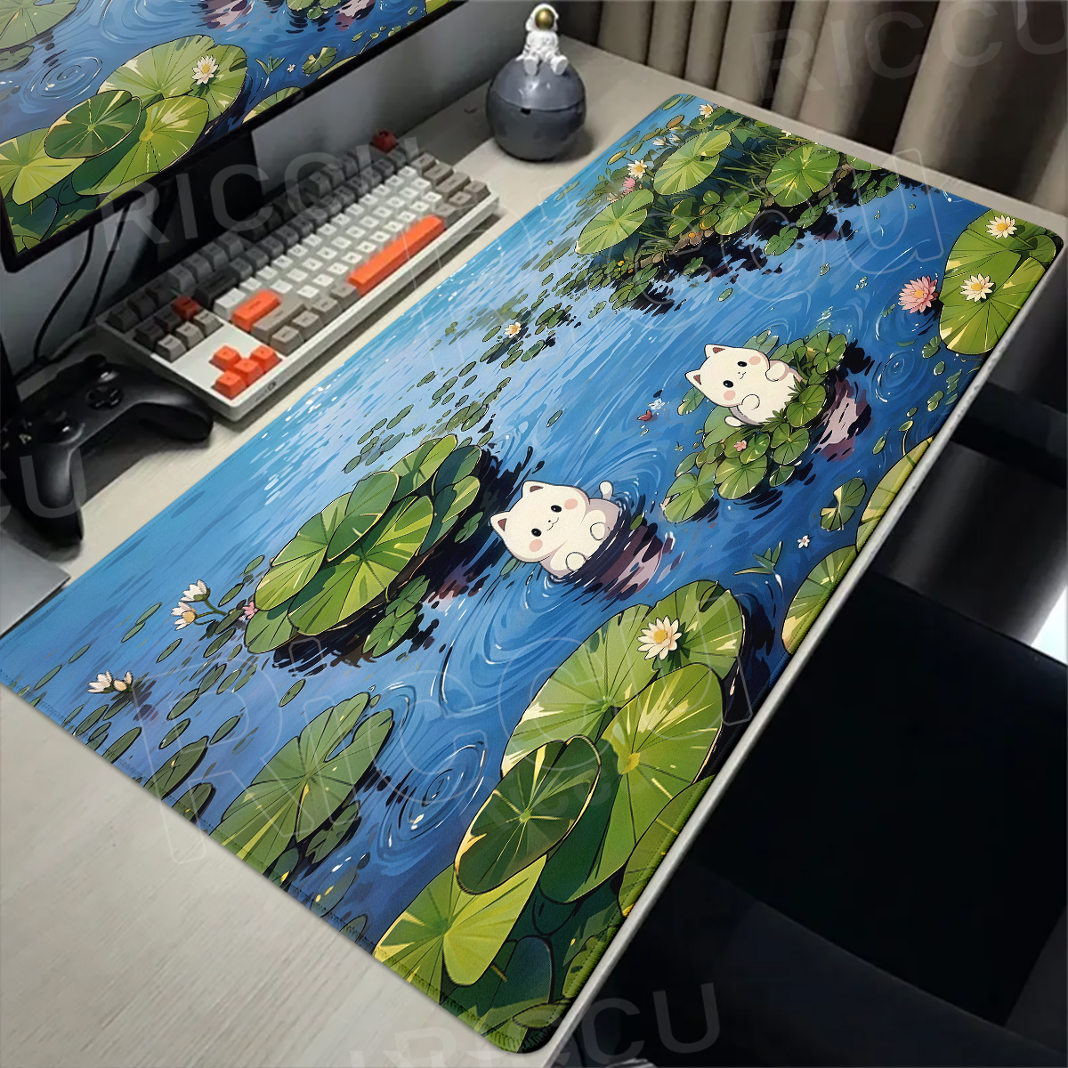 Lovely White Cat and Green Pla - Pc Gaming White のレビューと価格