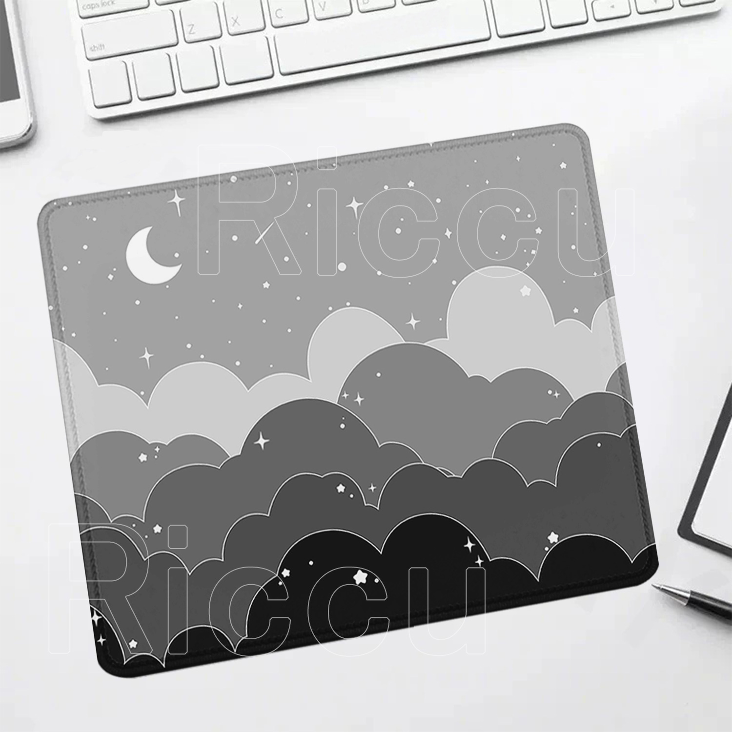 black and white Clouds moon sm - Pc Gaming White のレビューと価格